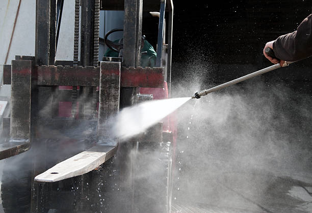 Best Commercial Building Pressure Washing  in Sullivan City, TX