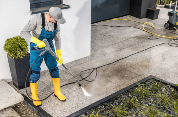 Why Choose Our Certified Pressure Washing Experts for Your Project Needs in Sullivan City, TX?